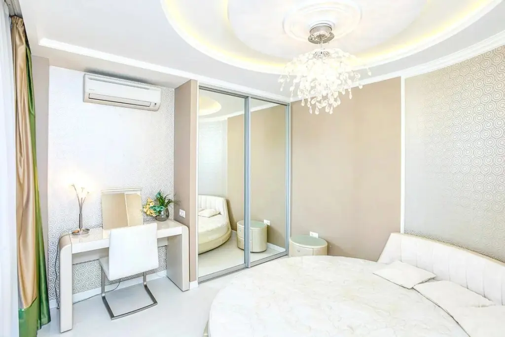Сочи: Апартаменты M Apartments Версаль 7