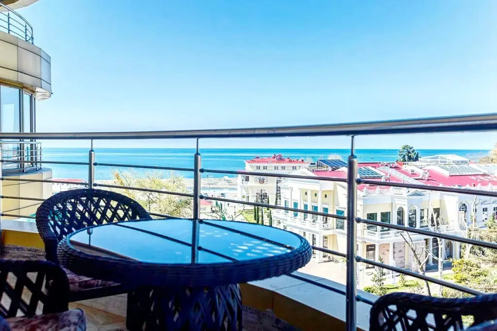 Сочи: Апартаменты M Apartments Версаль 7