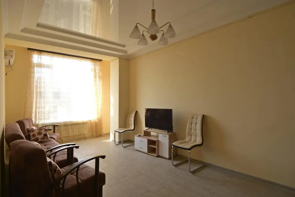 Ереван: Rent Inn Yerevan (Рент Инн Ереван) на улице Налбандяна