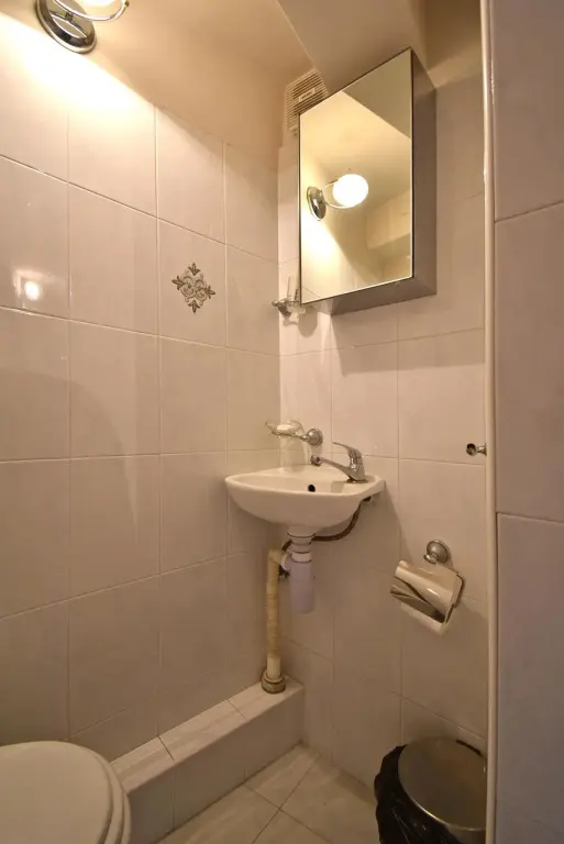 Ереван: Rent Inn Yerevan (Рент Инн Ереван) на улице Налбандяна 27