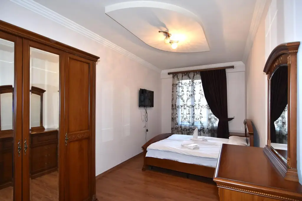 Ереван: Rent Inn Yerevan (Рент Инн Ереван) на улице Ин Ереванцу 2