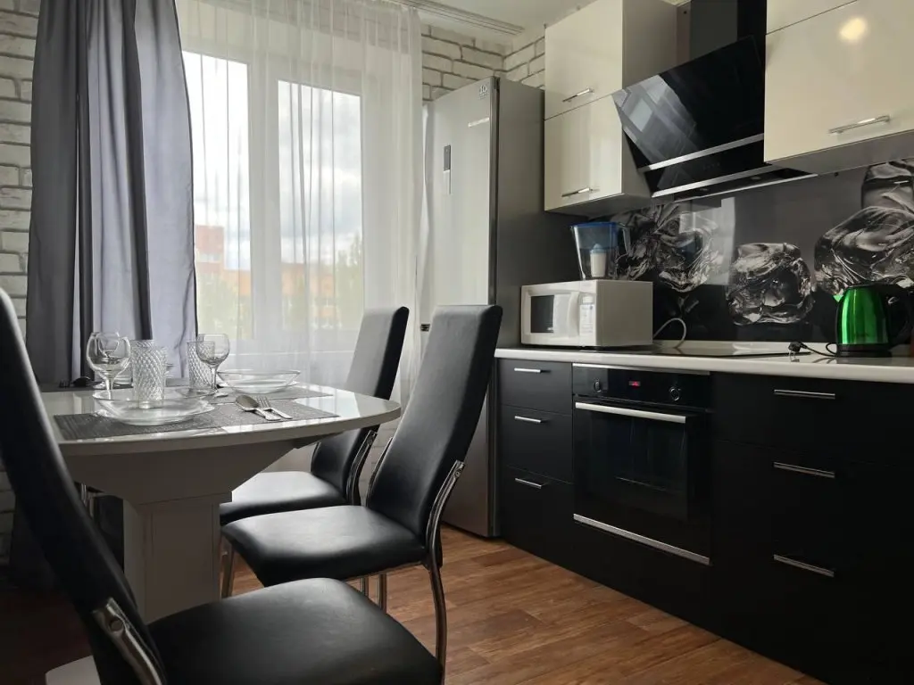 Тольятти: Kvartirnoe byuro IziRent EasyRent na ul. Yubileynaya, 79-272