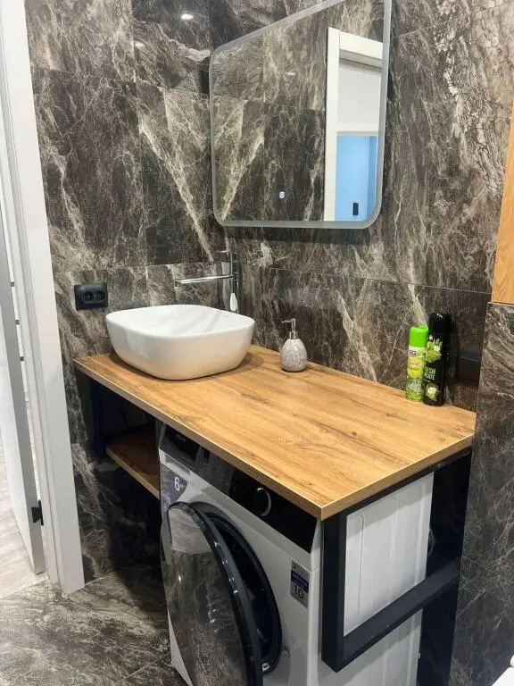 Владивосток: Viahome (Виахоум) на улице Полковника Фесюна 20