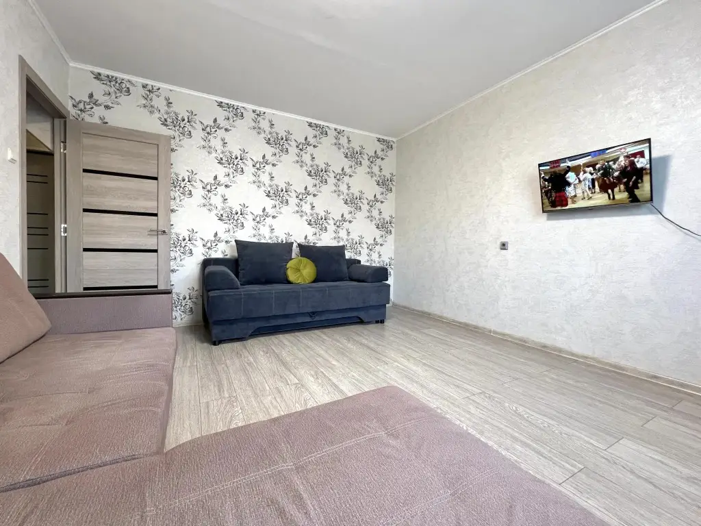 carousel image 4