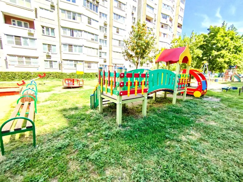 Тольятти: Sutki Life (Сутки Лайф) на Автостроителей