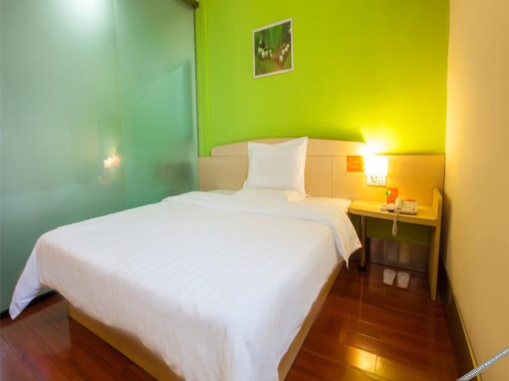 Шэньчжэнь: 7 Days Inn Sea World Station Branch