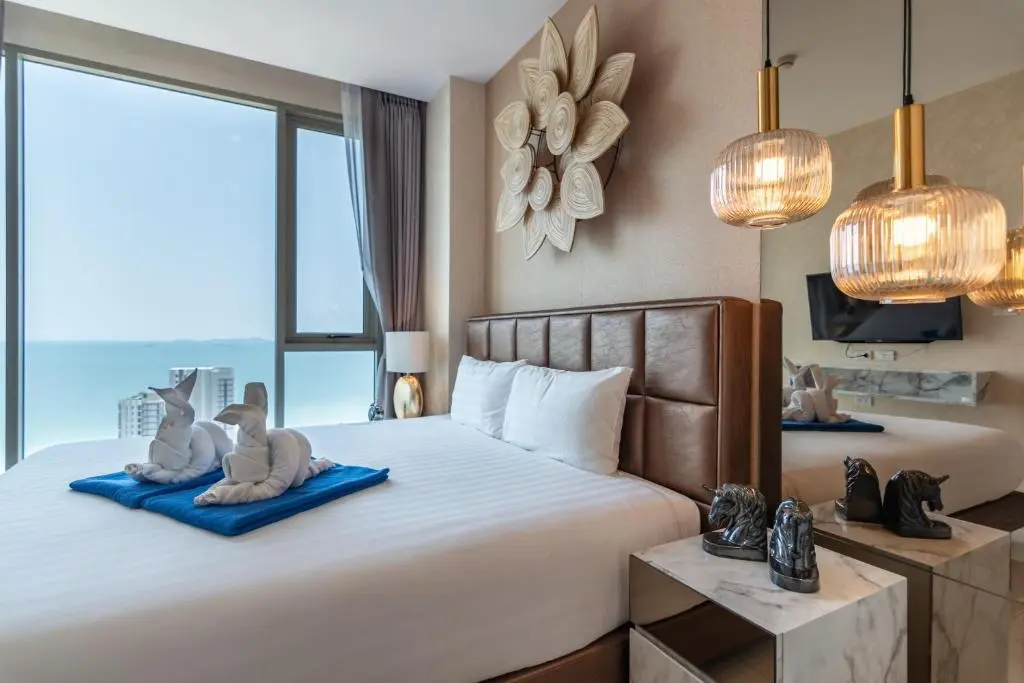 Паттайя: The Riviera Wongamat by Pattaya Holiday