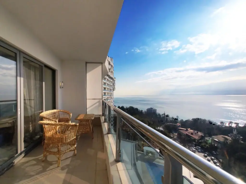 Сочи: Апартаменты M Apartments Ideal House 1