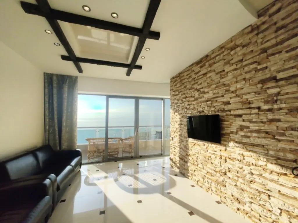 Сочи: Апартаменты M Apartments Ideal House 1