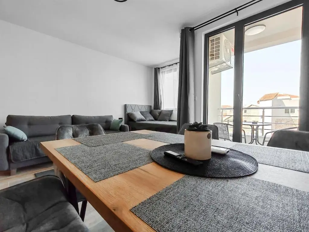 Будва: Апартаменты Contemporary Retreat in Bečići