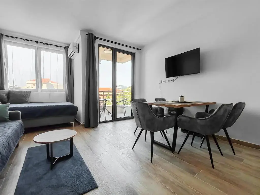 Будва: Апартаменты Contemporary Retreat in Bečići