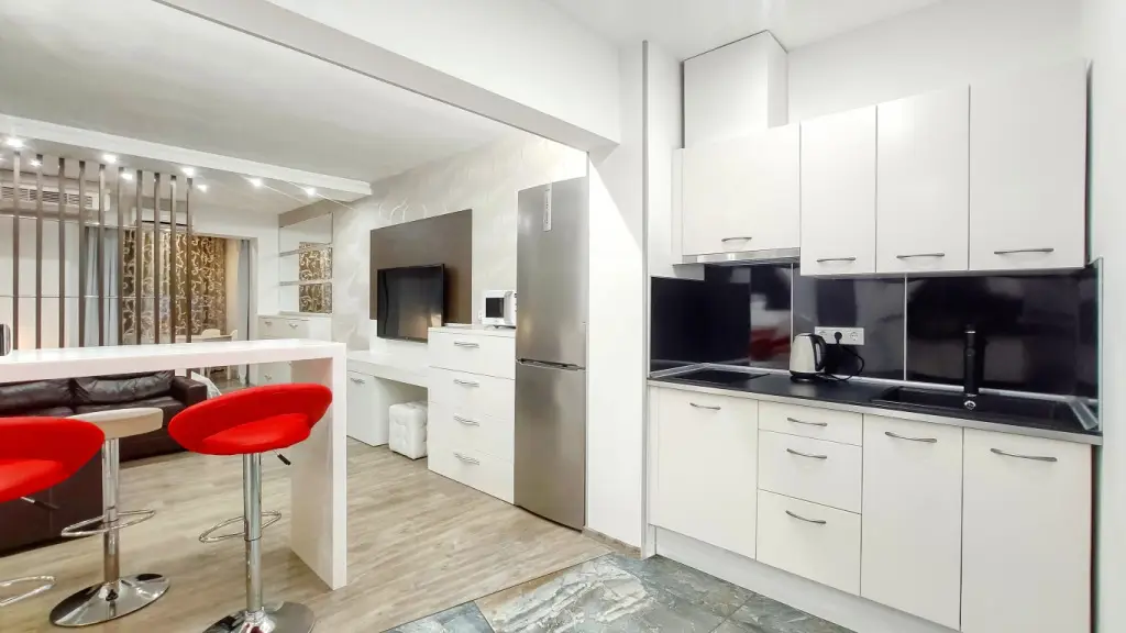 Сочи: Апартаменты M Apartments Версаль 4