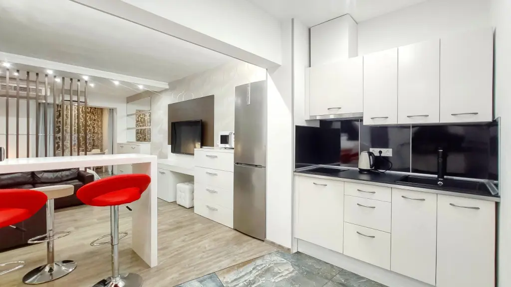 Сочи: Апартаменты M Apartments Версаль 4