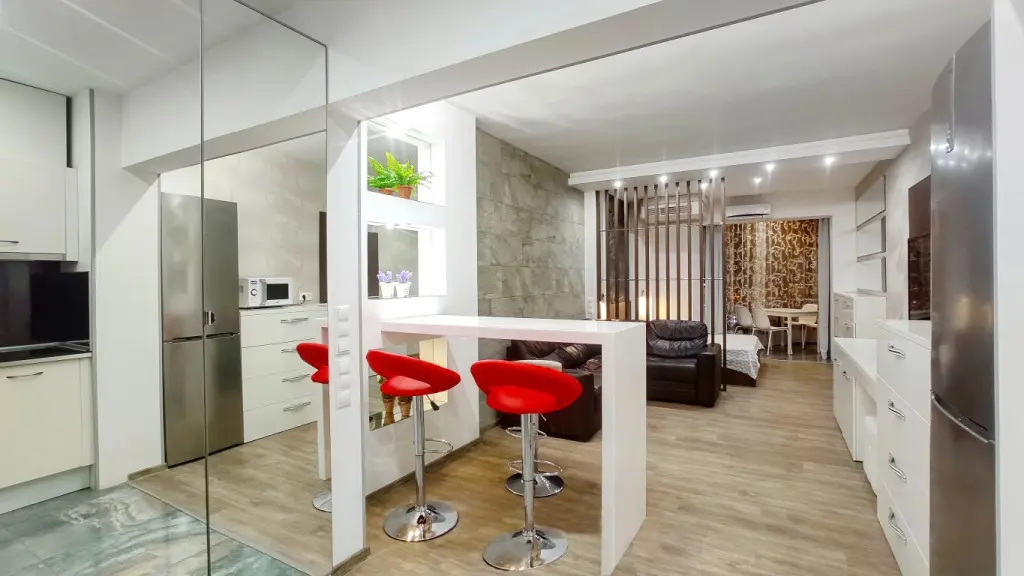 Сочи: Апартаменты M Apartments Версаль 4