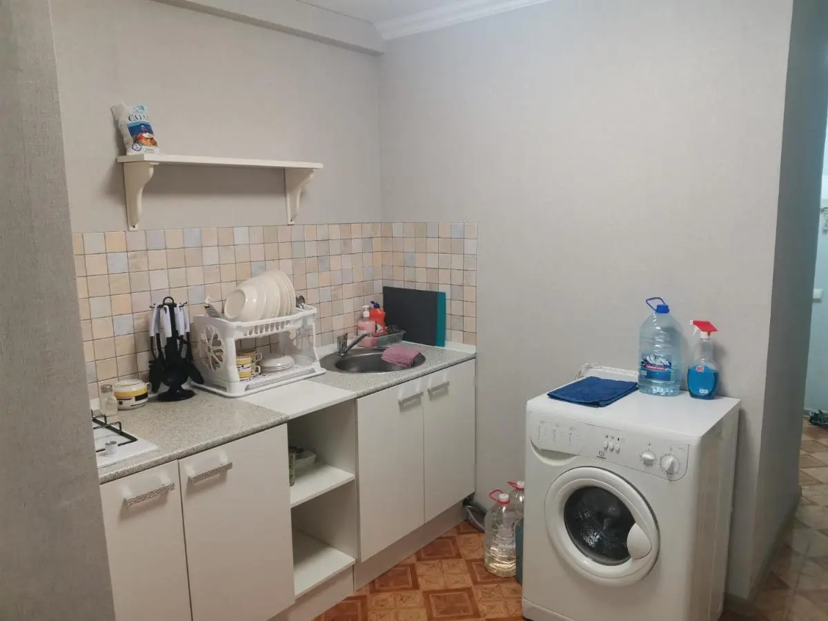 Геленджик: Квартира в центре в 300м от моря 2х комнатная