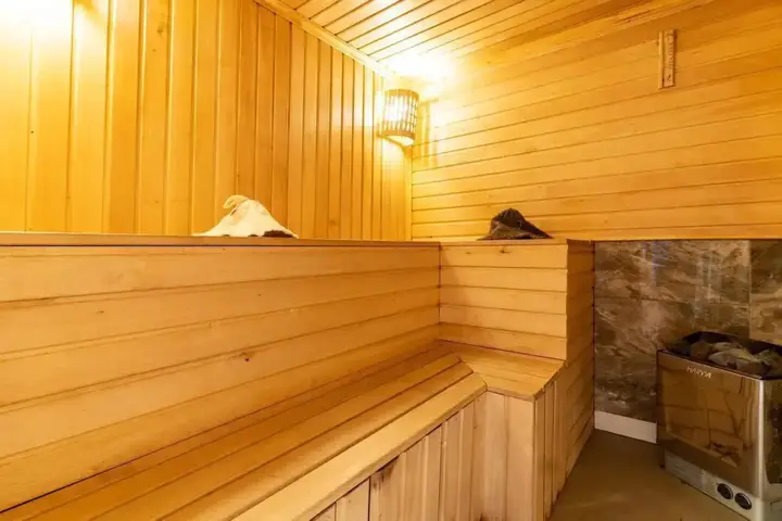 Тульский: Гостевой дом West House