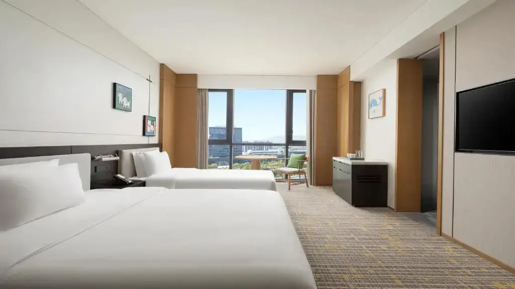 Нинбо: Holidayinn Ningbo Xiangshan Damu Bay