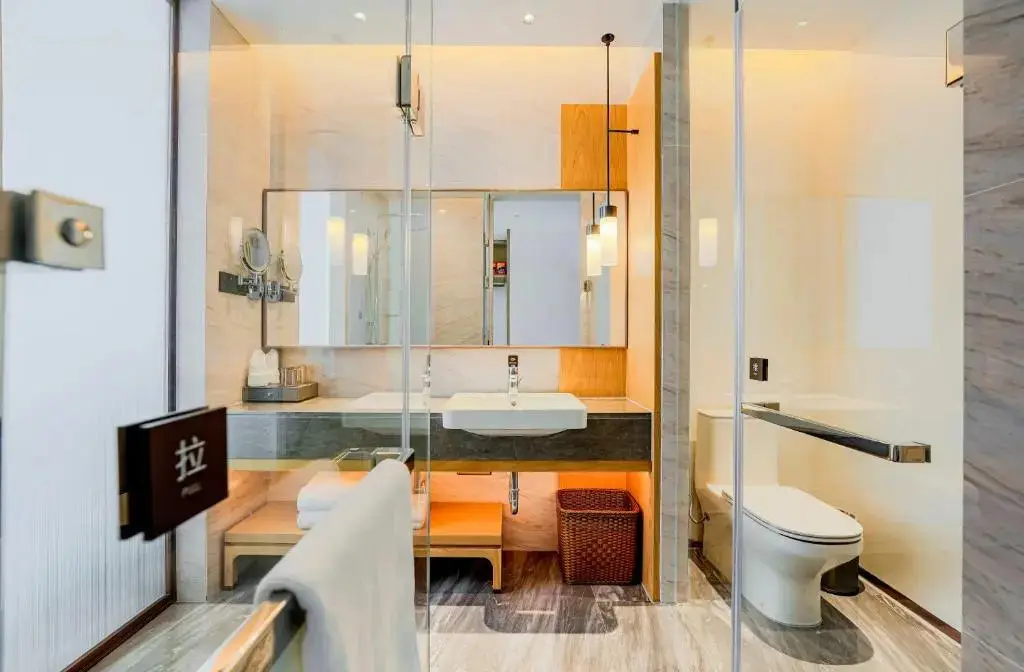Нинбо: Holidayinn Ningbo Xiangshan Damu Bay