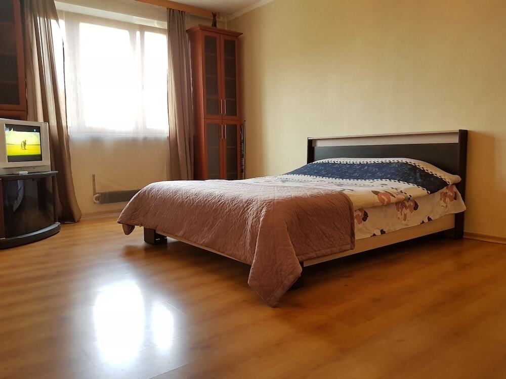 Москва: DeLuxe Apartment Starobitsevskaya
