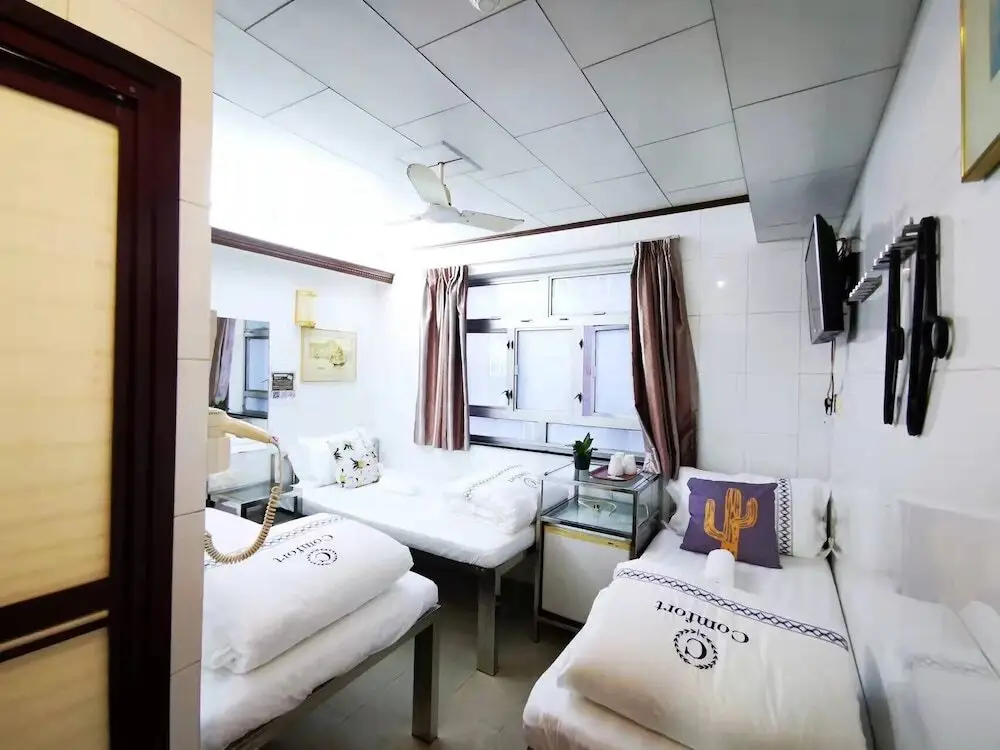 Гонконг: New Peking Guest House
