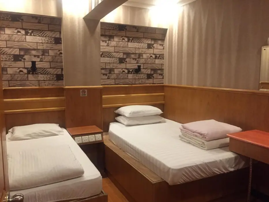 Гонконг: Wee Inn