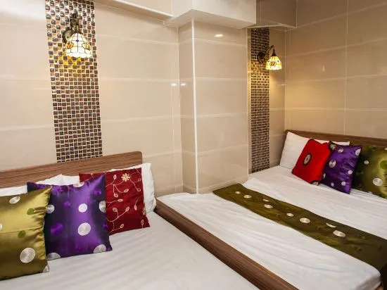 Гонконг: He And She Guest House