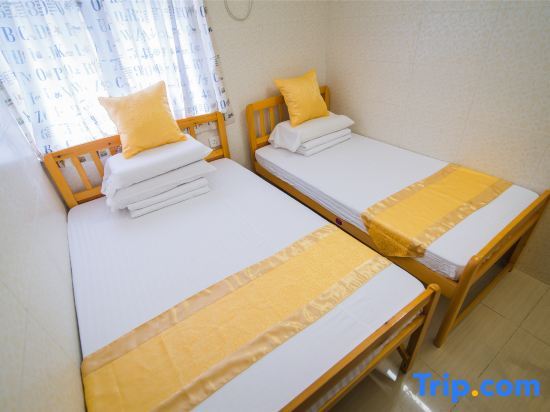 Коулун: Ever Easy Hotel (Mongkok MTR Exit E1)