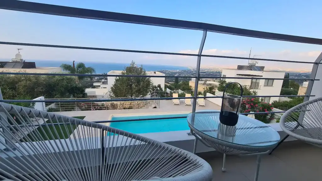 carousel image 2