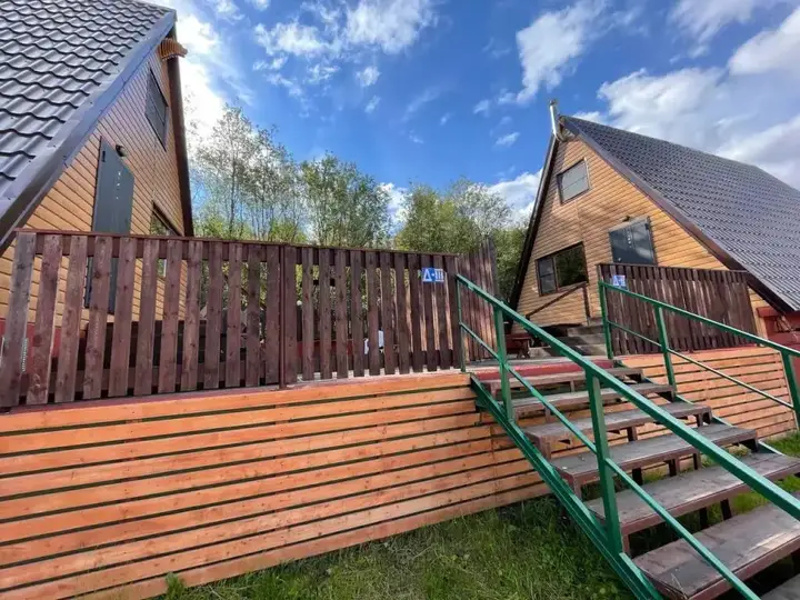 Мурманск: Guest house on Dolina Uyuta 1a