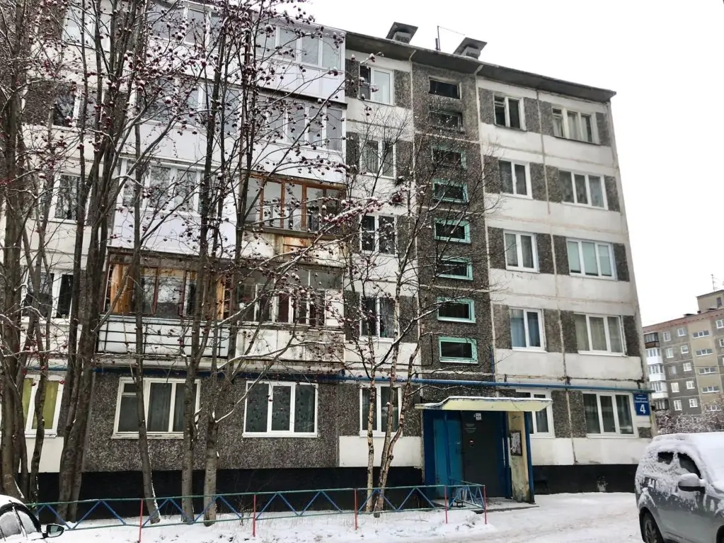 Мурманск: Хоум эстэйт (Home estate), ул. Генерала Щербакова, д. 4