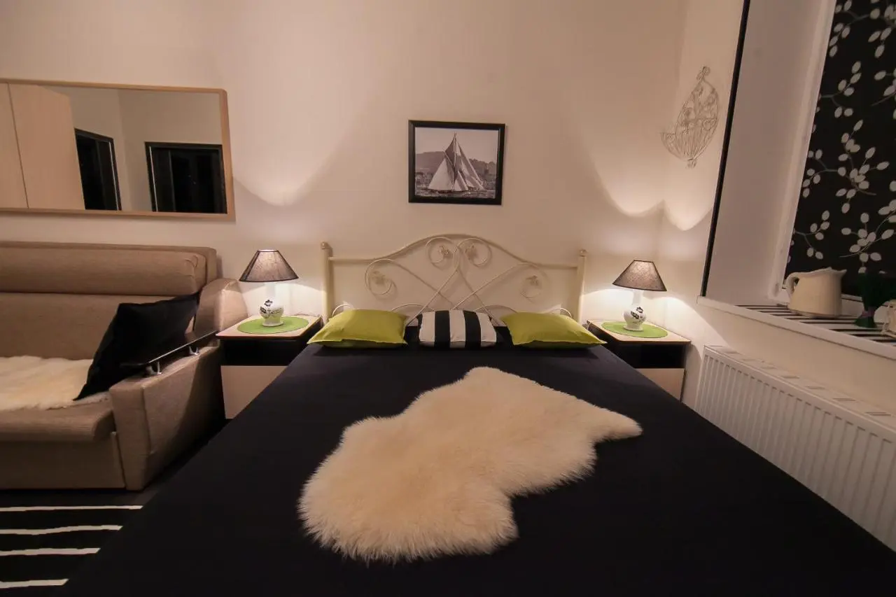Сочи: Apartment Chernomorskaya 10 Lux