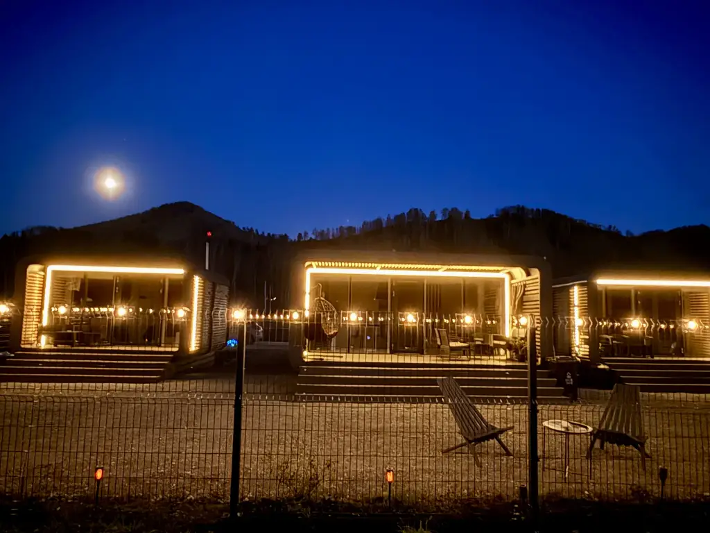 carousel image 0