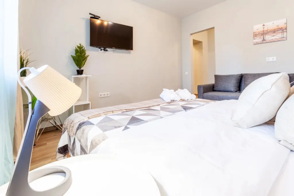 Самара: Апартаменты 2 с видом на волгу RentPlaza