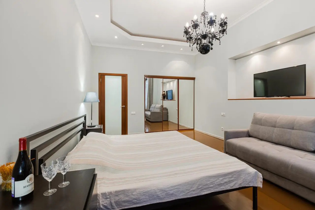 Апартаменты SpbStay на Марата 37 — фото 1