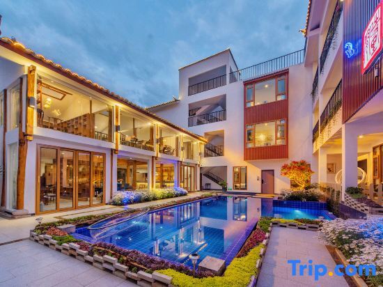 Lijiang Time · Linxi Senxi Snow Mountain Scenic Holiday Hotel — фото 1