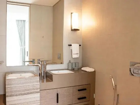 Дубай: HomesGetaway - Modern 1 Bedroom in JBR The Address