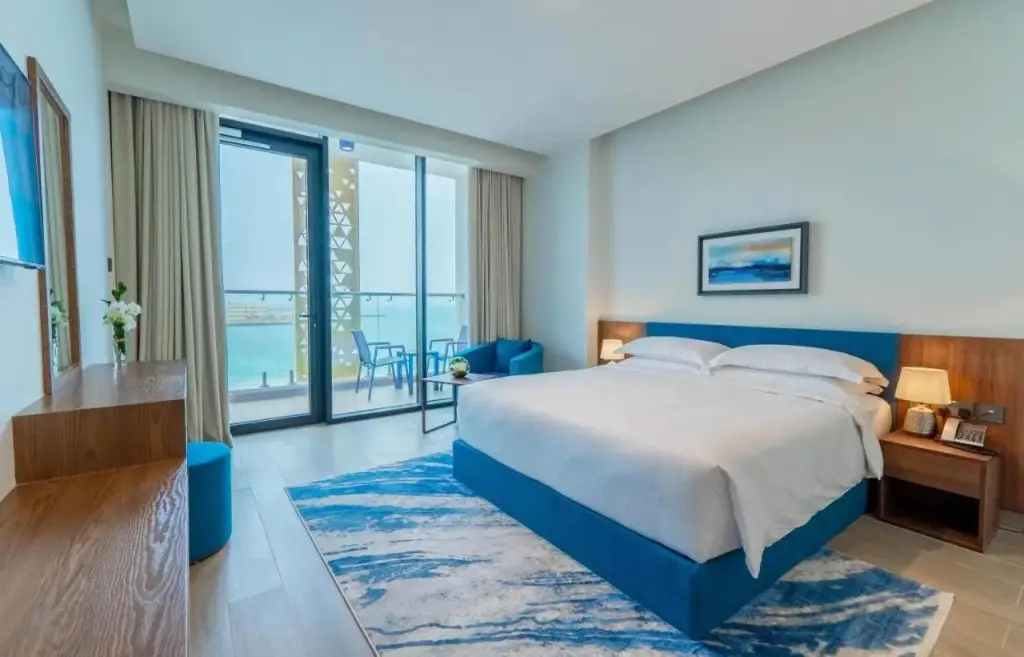 Аль-Мирфа: Beach Bay Hotel Mirfa