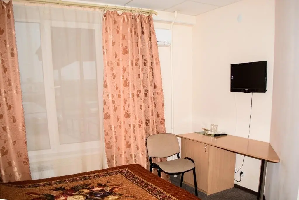 Киров: ApartHotel Den i Noch Komsomolskaya