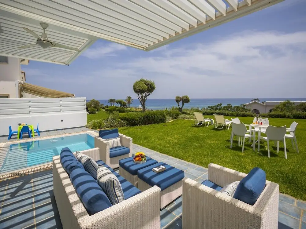 Протарас: Protaras Seafront Villa Sirina Pearl