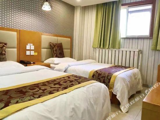 Пекин: Super 8 Hotel (Beijing Guozhan Xiangheyuan)
