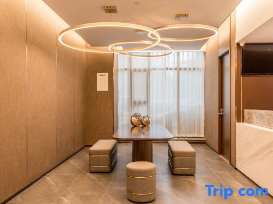 Линьи: Home Inn(Linyi Wuzhou Lake Grand Theater)