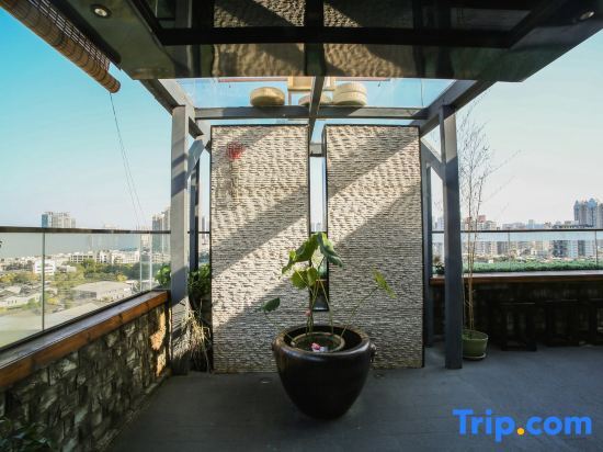 Чэнду: The Hidden House(Chengdu Taikoo Li & Hejiangting))