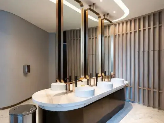 Хошимин: Genius Saigon - Luxury Apt walk to SECC