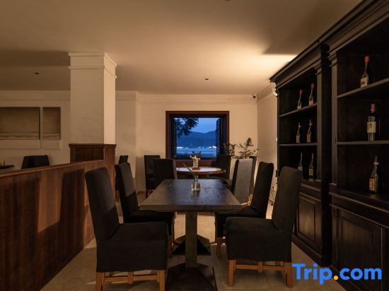 Дали: Dali Chunsu Sea View Resort Hotel (Shuanglang Erhai Branch)