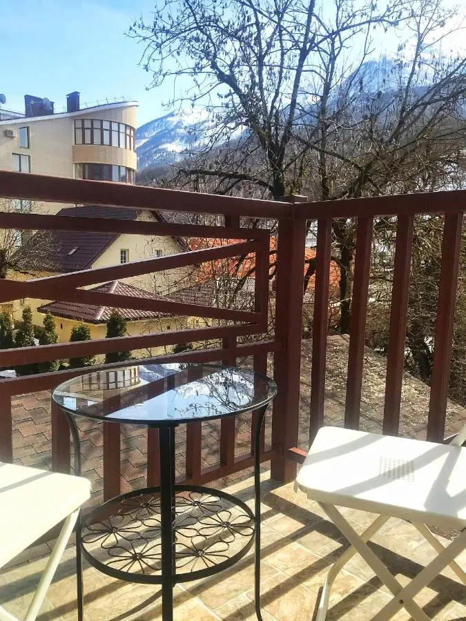 Эсто-Садок: Green Sun Apartment