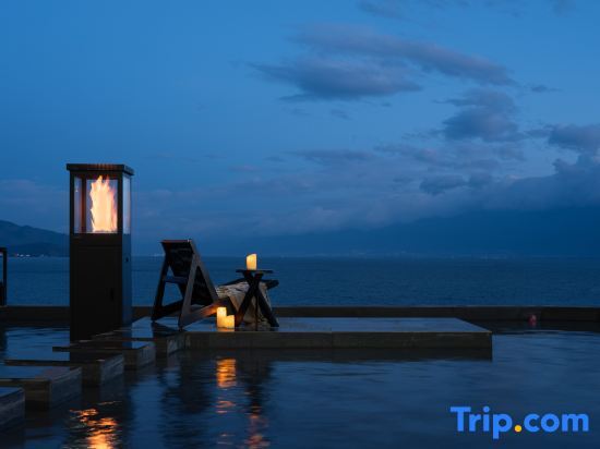 Дали: Aurora | Guyu Half Mountain Full Sea View Designer Resort Hotel (Dali Erhai Branch)