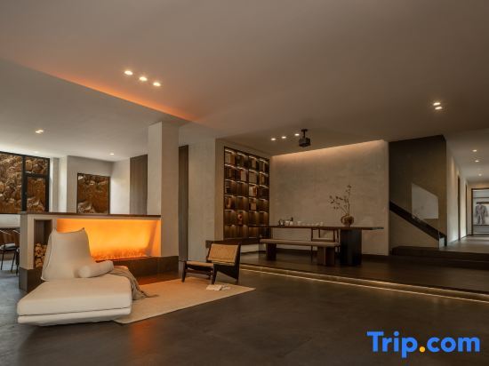 Дали: Aurora | Guyu Half Mountain Full Sea View Designer Resort Hotel (Dali Erhai Branch)