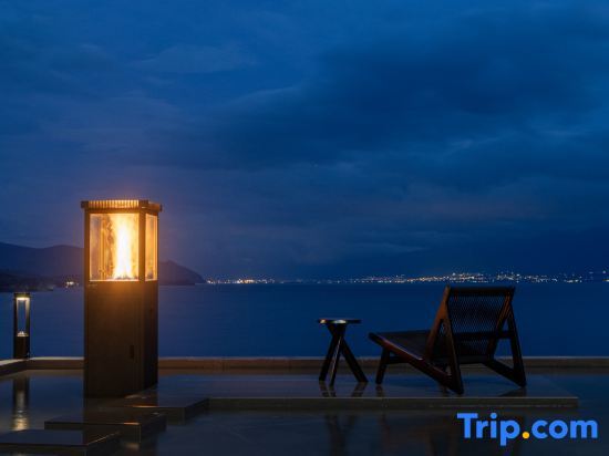 Дали: Aurora | Guyu Half Mountain Full Sea View Designer Resort Hotel (Dali Erhai Branch)