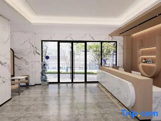 Чунцин: IU  Hotel (Chongqing Longxing University of Science and Technology Liangjiang Campus Store)