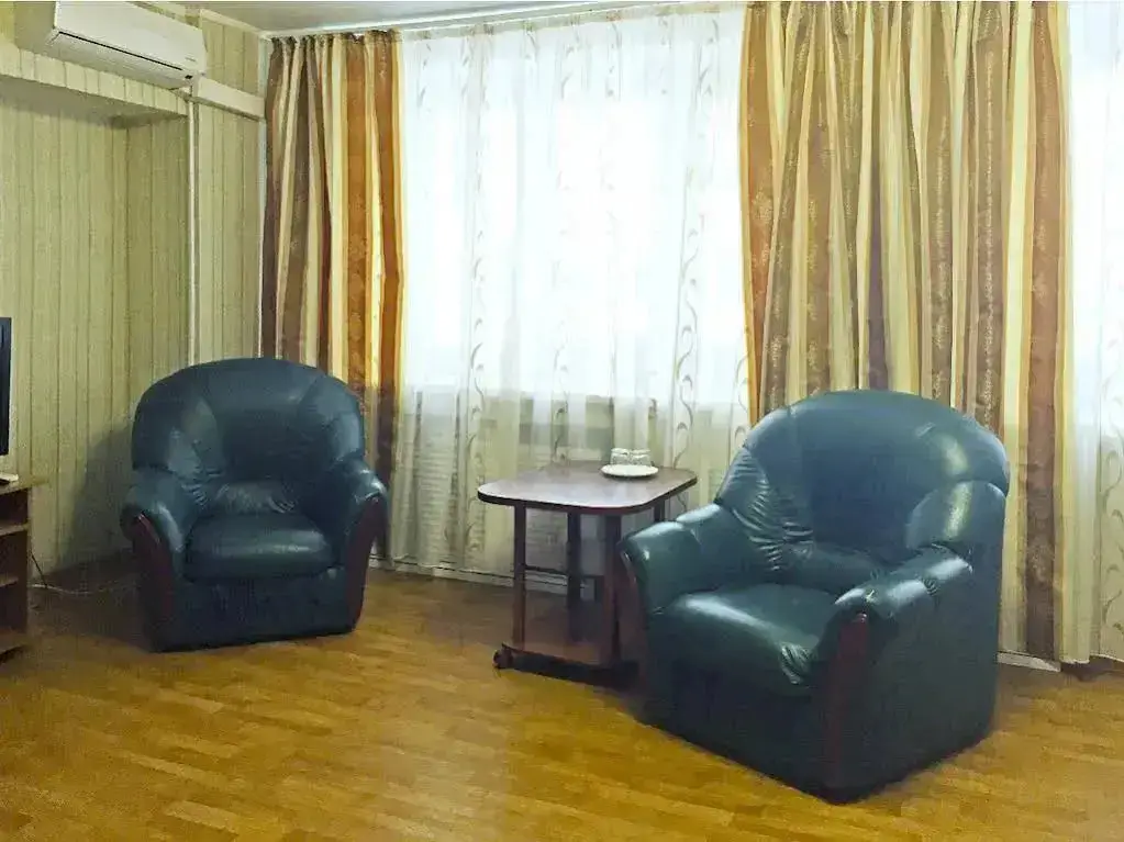 Киров: Отель Родина